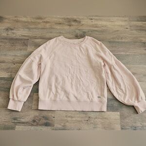 Pink DKNY crewneck 🎀🩰 

Size XS 

#DKNY #crewneck #pink